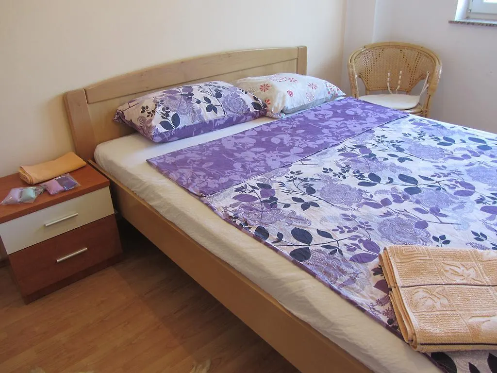 Apartments Dilja Malinska Kroatien